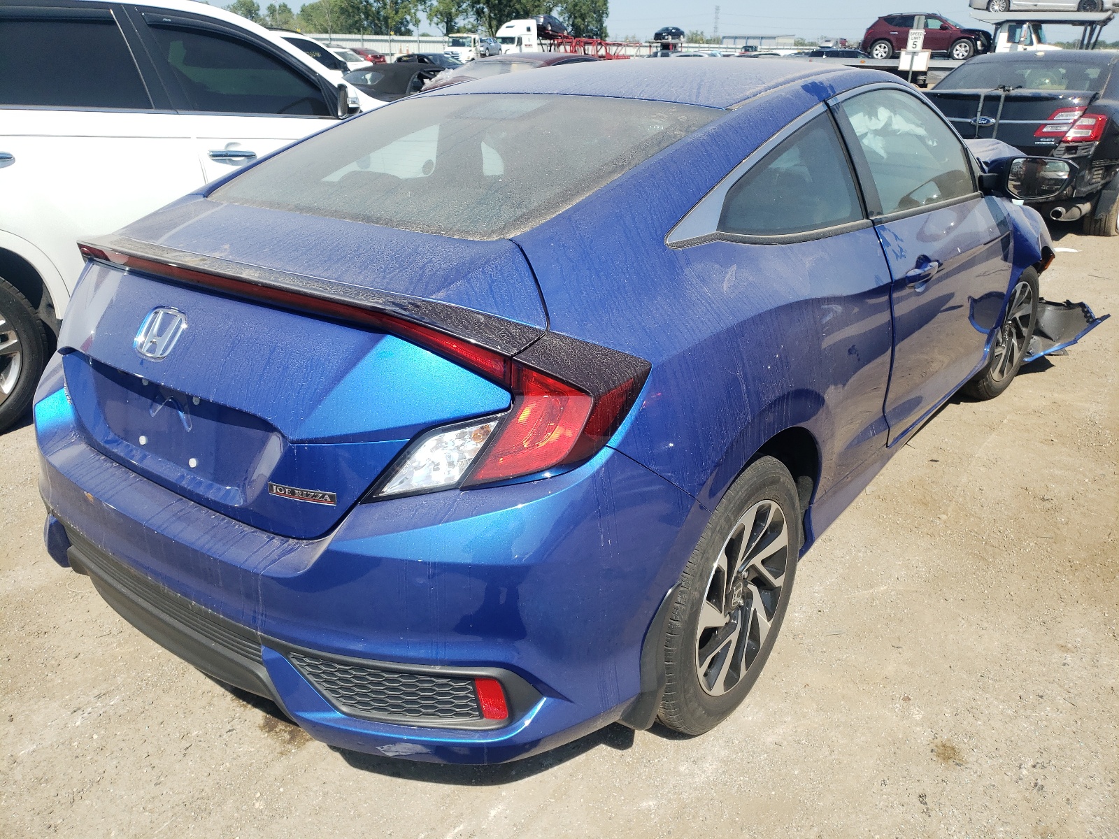 Photo 4 from auction – 2016 HONDA CIVIC LX with VIN 2HGFC4B56GH304863
