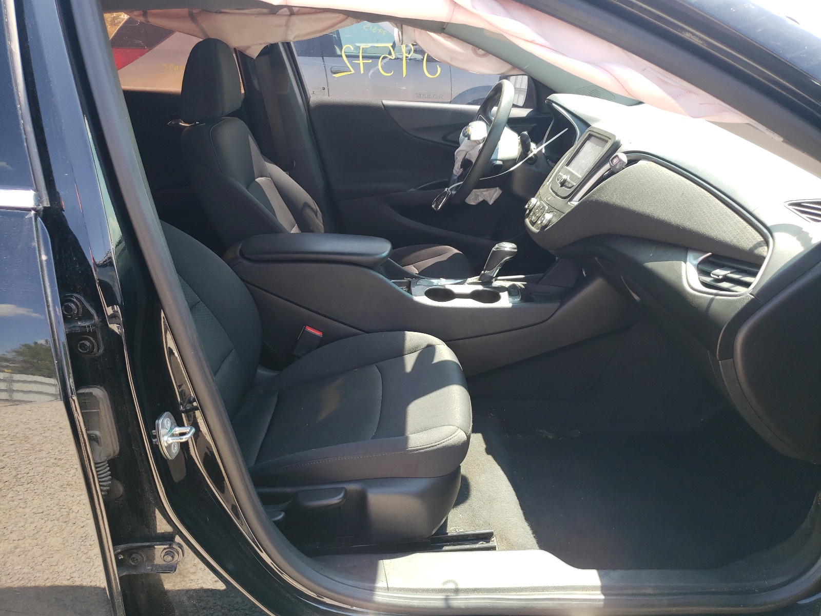 Photo 5 from auction – 2016 CHEVROLET MALIBU LS with VIN 1G1ZB5ST3GF244487