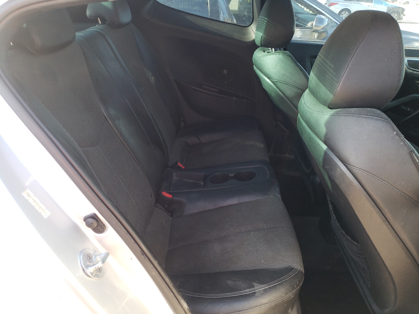 Photo 6 from auction – 2013 HYUNDAI VELOSTER with VIN KMHTC6AD1DU101471
