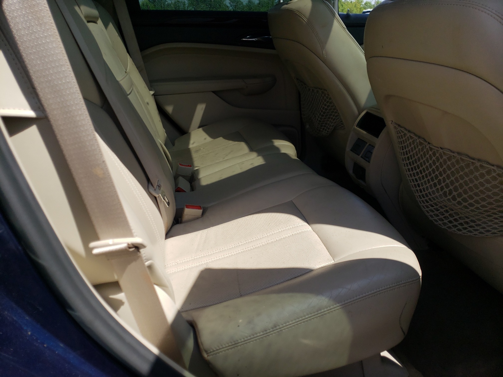 Photo 6 from auction – 2011 CADILLAC SRX LUXURY with VIN 3GYFNAEY3BS586490
