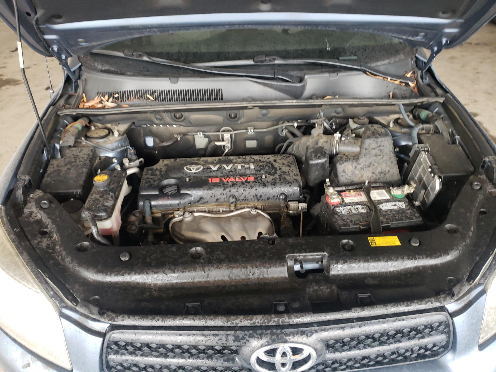 Photo 7 from auction – 2007 TOYOTA RAV4 with VIN JTMBD33V876046169