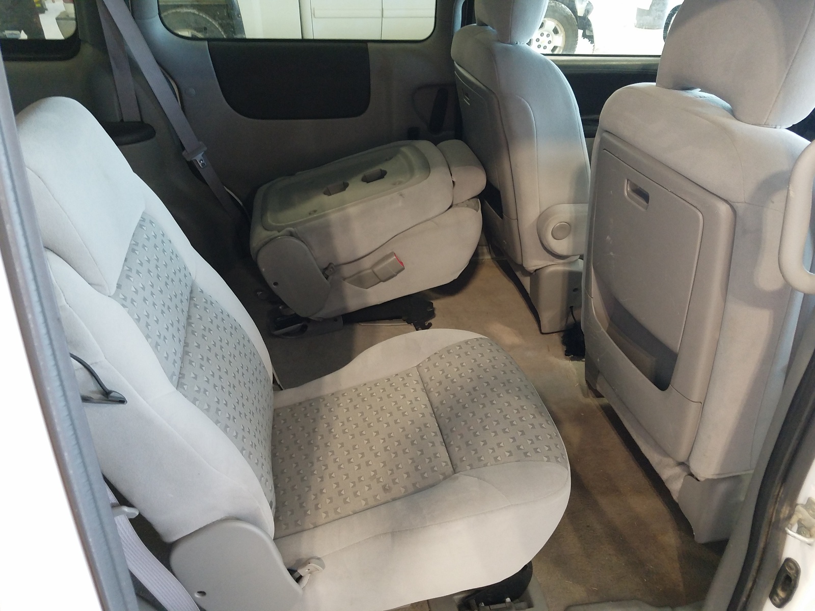 Photo 6 from auction – 2006 CHEVROLET UPLANDER L with VIN 1GNDU23L96D219104