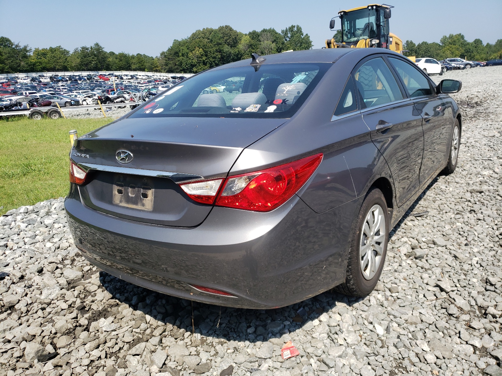 Photo 4 from auction – 2011 HYUNDAI SONATA GLS with VIN 5NPEB4AC2BH043549
