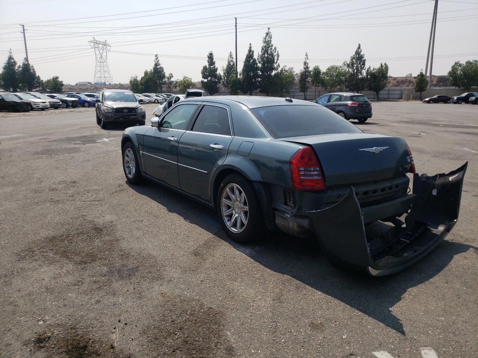 Photo 3 from auction – 2006 CHRYSLER 300C with VIN 2C3KA63H26H209954