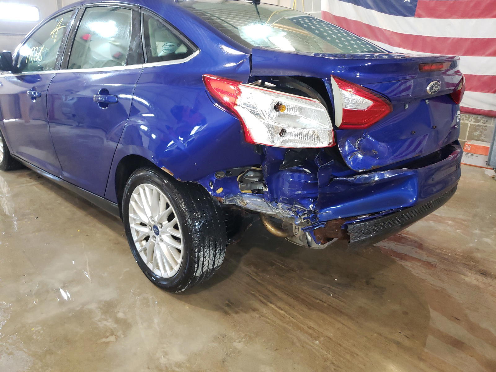 Photo 9 from auction – 2012 FORD FOCUS SEL with VIN 1FAHP3H29CL315670