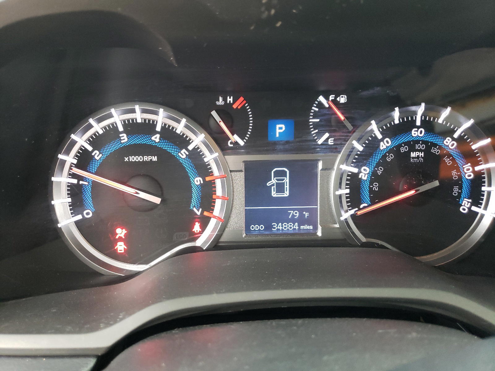 Photo 8 from auction – 2018 TOYOTA 4RUNNER SR with VIN JTEBU5JRXJ5588531