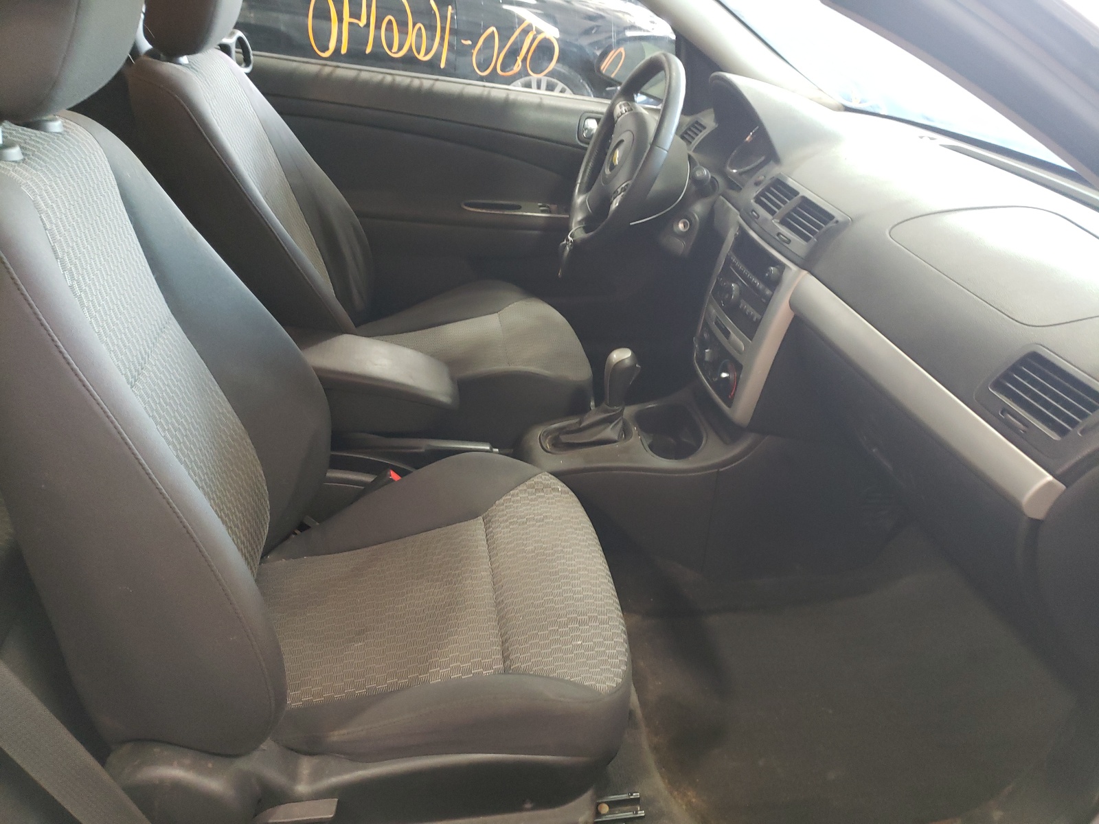Photo 5 from auction – 2010 CHEVROLET COBALT 1LT with VIN 1G1AD1F50A7113871