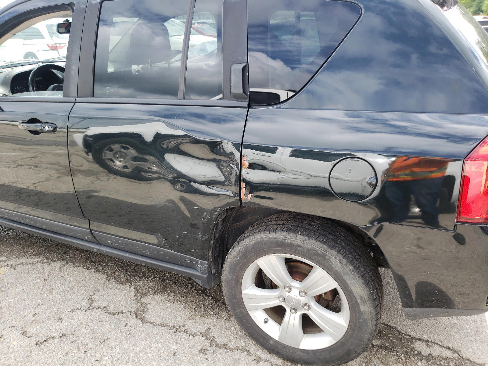 Photo 9 from auction – 2013 JEEP COMPASS LA with VIN 1C4NJDEB2DD145821