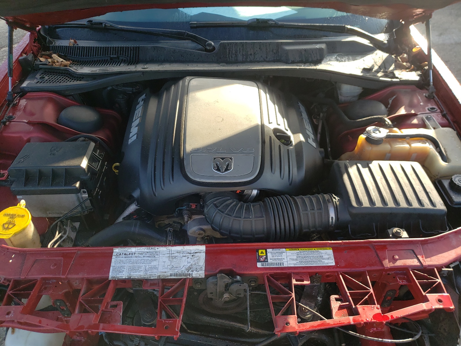 Photo 7 from auction – 2005 DODGE MAGNUM R/T with VIN 2D8GV58245H692707