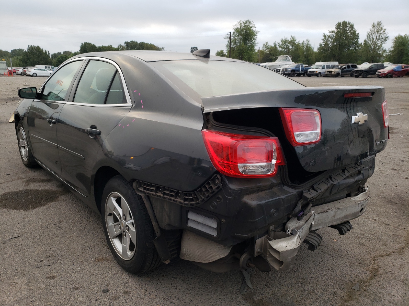 Zdjęcie 3 z aukcji – 2015 CHEVROLET MALIBU LS z VIN 1G11B5SL6FF184524