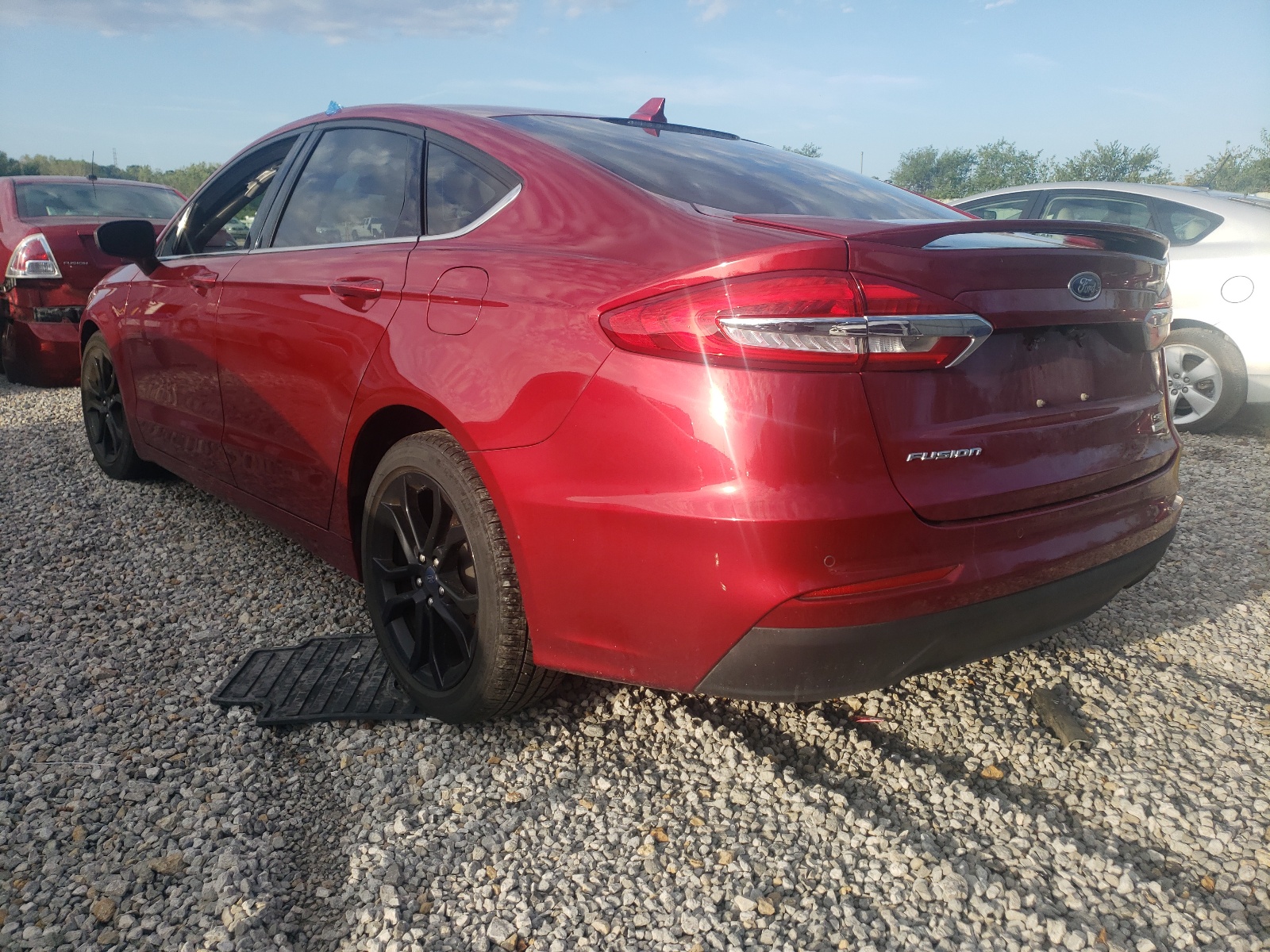 Photo 3 from auction – 2019 FORD FUSION SE with VIN 3FA6P0HD4KR172439