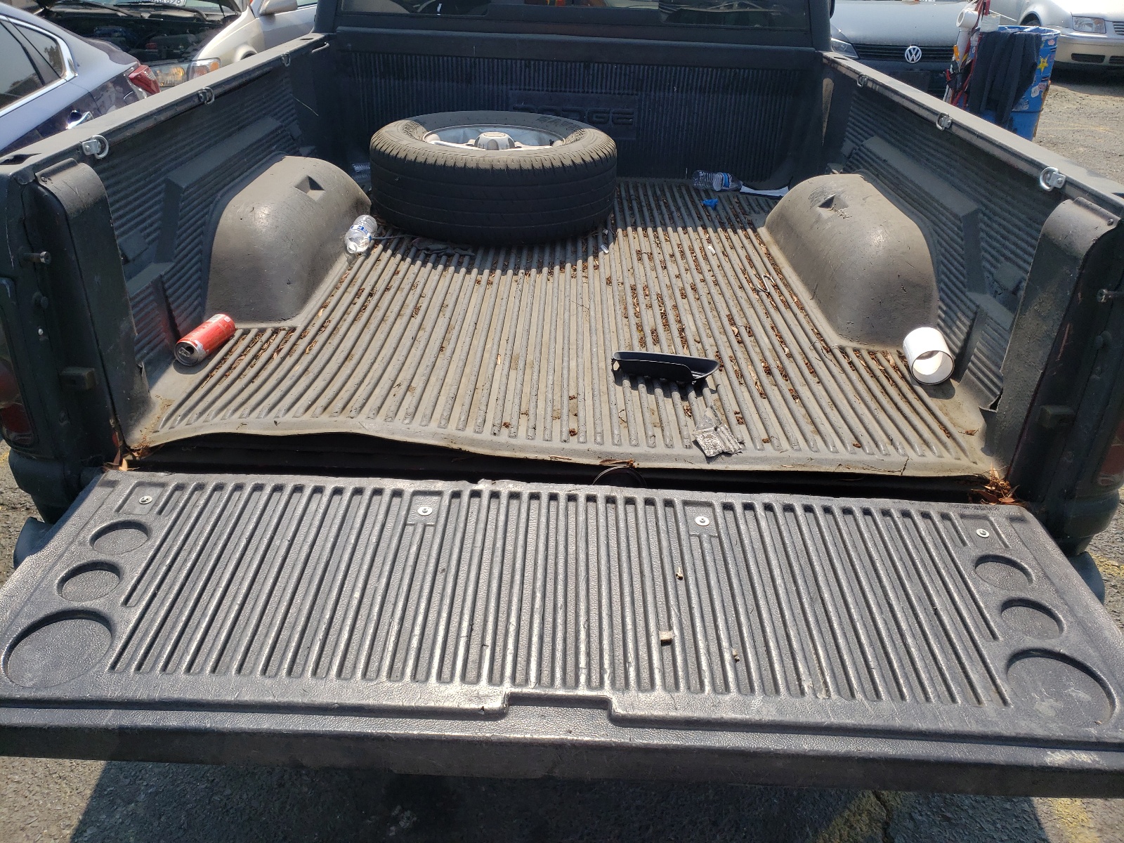 Photo 6 from auction – 1998 DODGE RAM 1500 with VIN 3B7HC16Y0WM203294