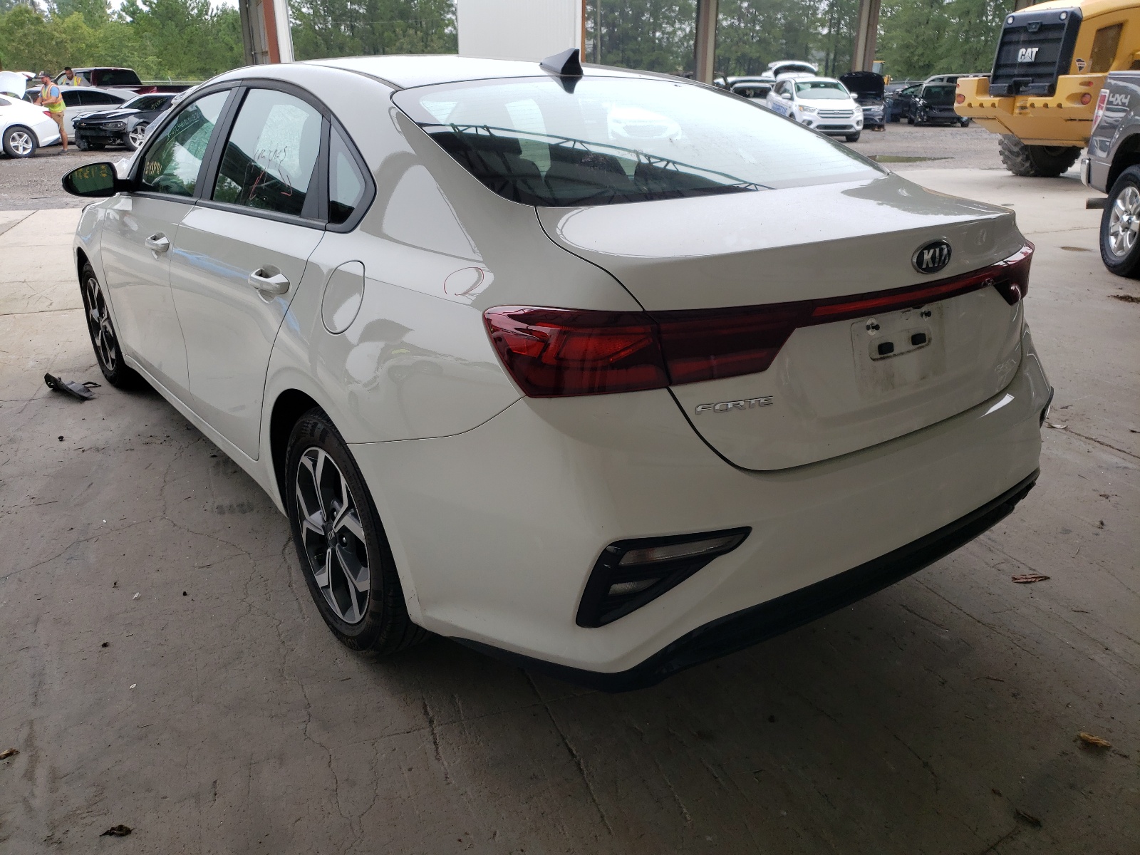 Zdjęcie 3 z aukcji – 2020 KIA FORTE FE z VIN 3KPF24AD2LE212858