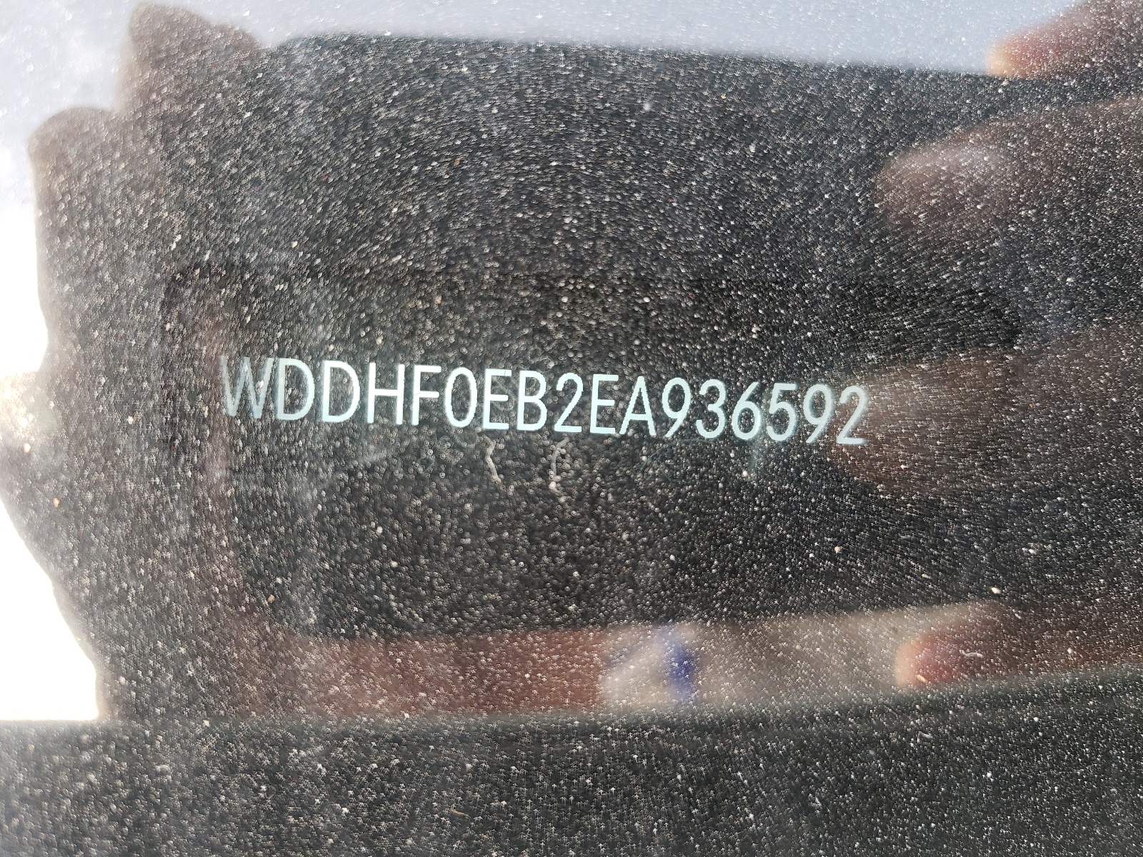 Photo 10 from auction – 2014 MERCEDES-BENZ E 250 BLUE with VIN WDDHF0EB2EA936592