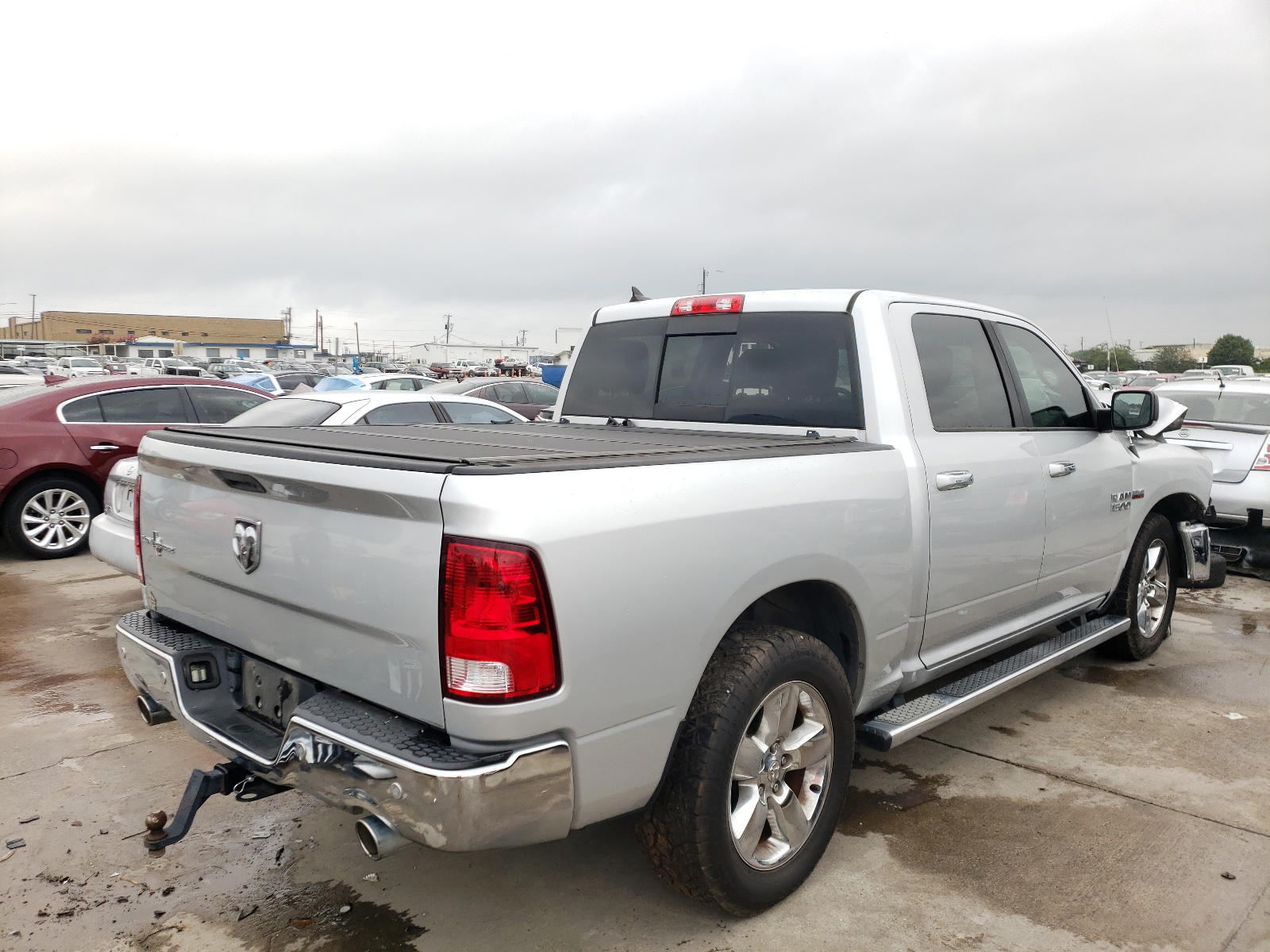 Photo 4 from auction – 2015 RAM 1500 SLT with VIN 1C6RR6LT8FS604888