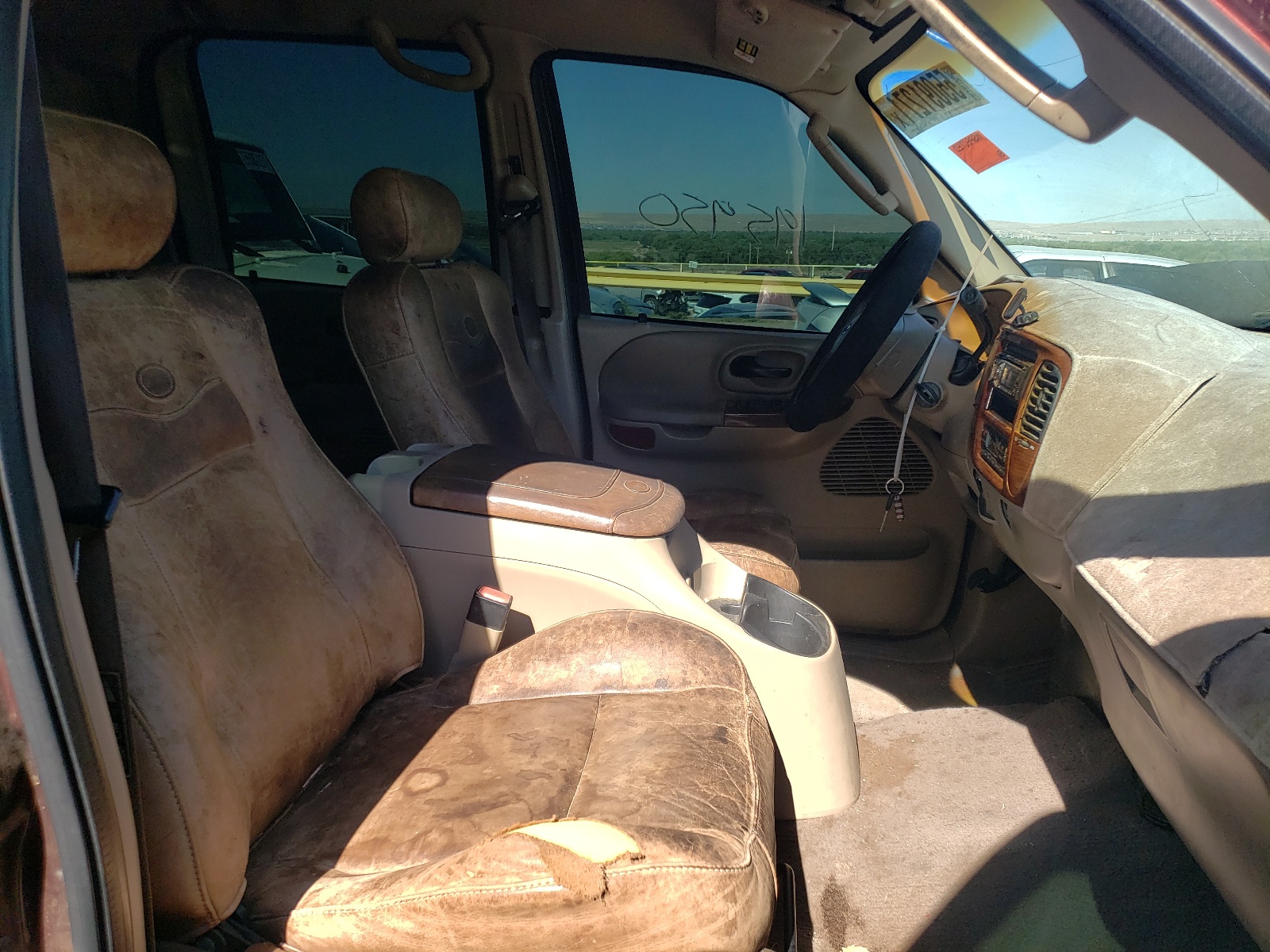 Photo 5 from auction – 2003 FORD F150 SUPER with VIN 1FTRW07L73KD27347