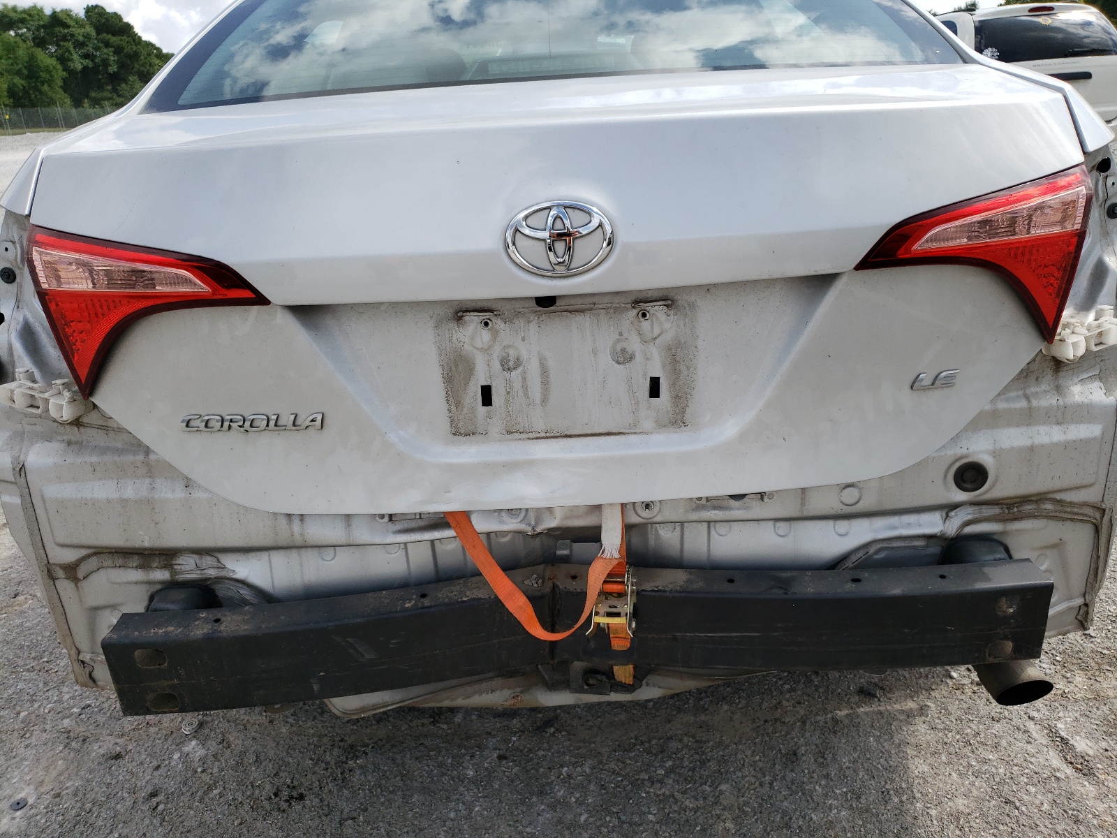 Photo 9 from auction – 2017 TOYOTA COROLLA L with VIN 5YFBURHE3HP634647
