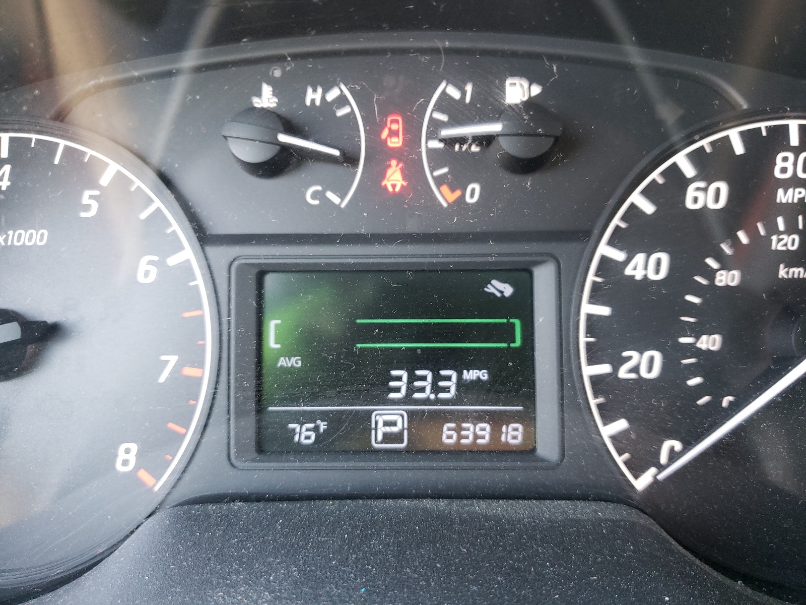 Photo 8 from auction – 2015 NISSAN SENTRA S with VIN 3N1AB7AP4FY334830