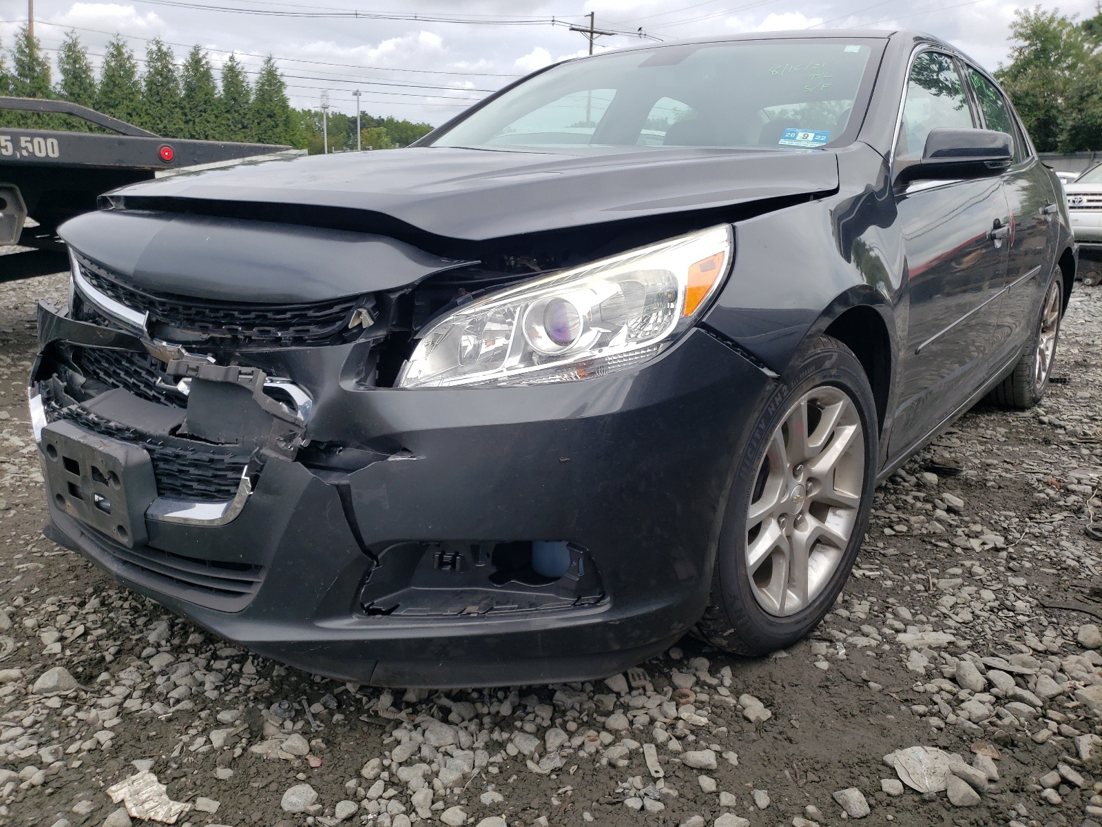 Photo 2 from auction – 2015 CHEVROLET MALIBU 1LT with VIN 1G11C5SLXFF210927