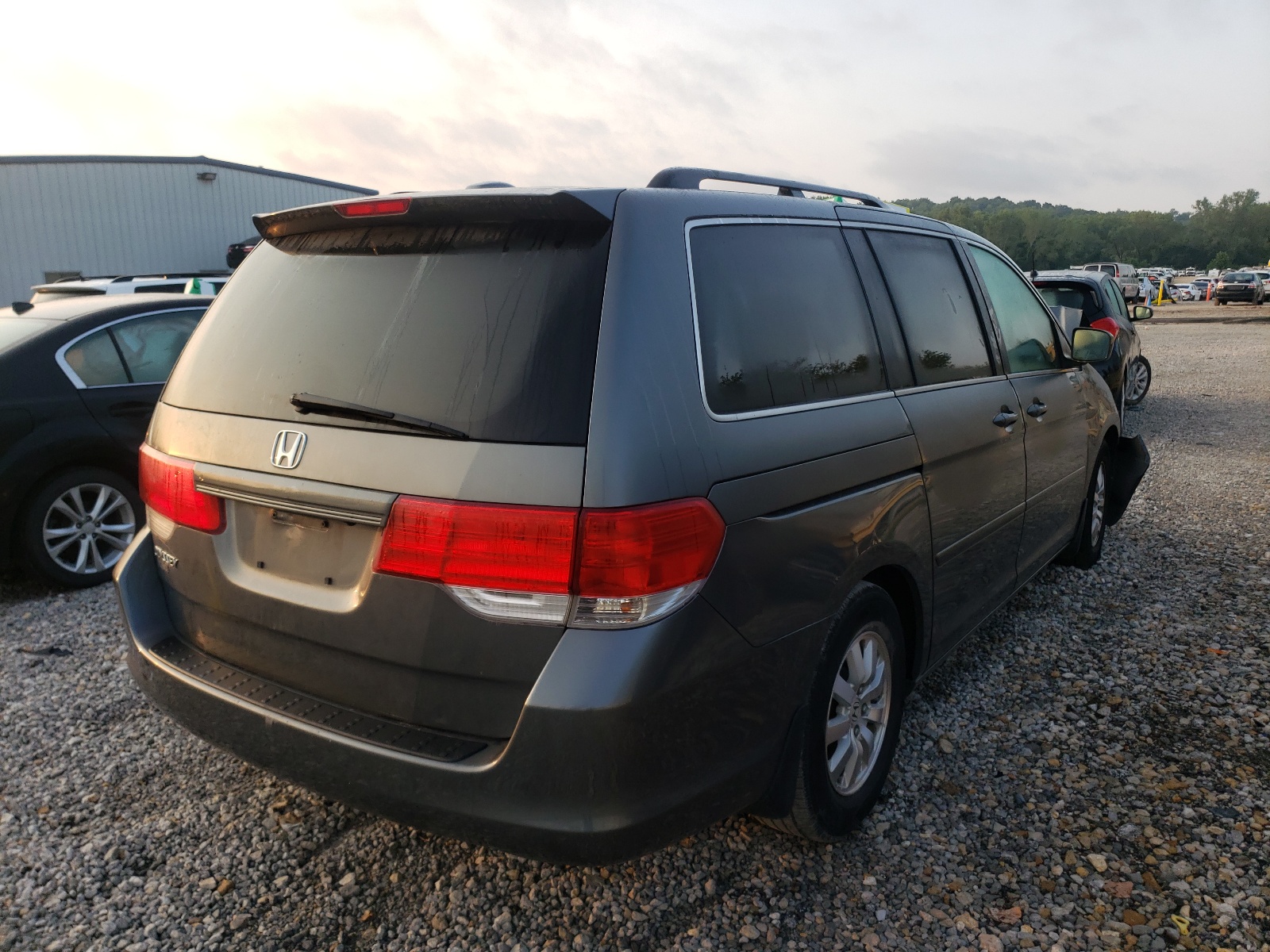 Photo 4 from auction – 2008 HONDA ODYSSEY EX with VIN 5FNRL38708B400610
