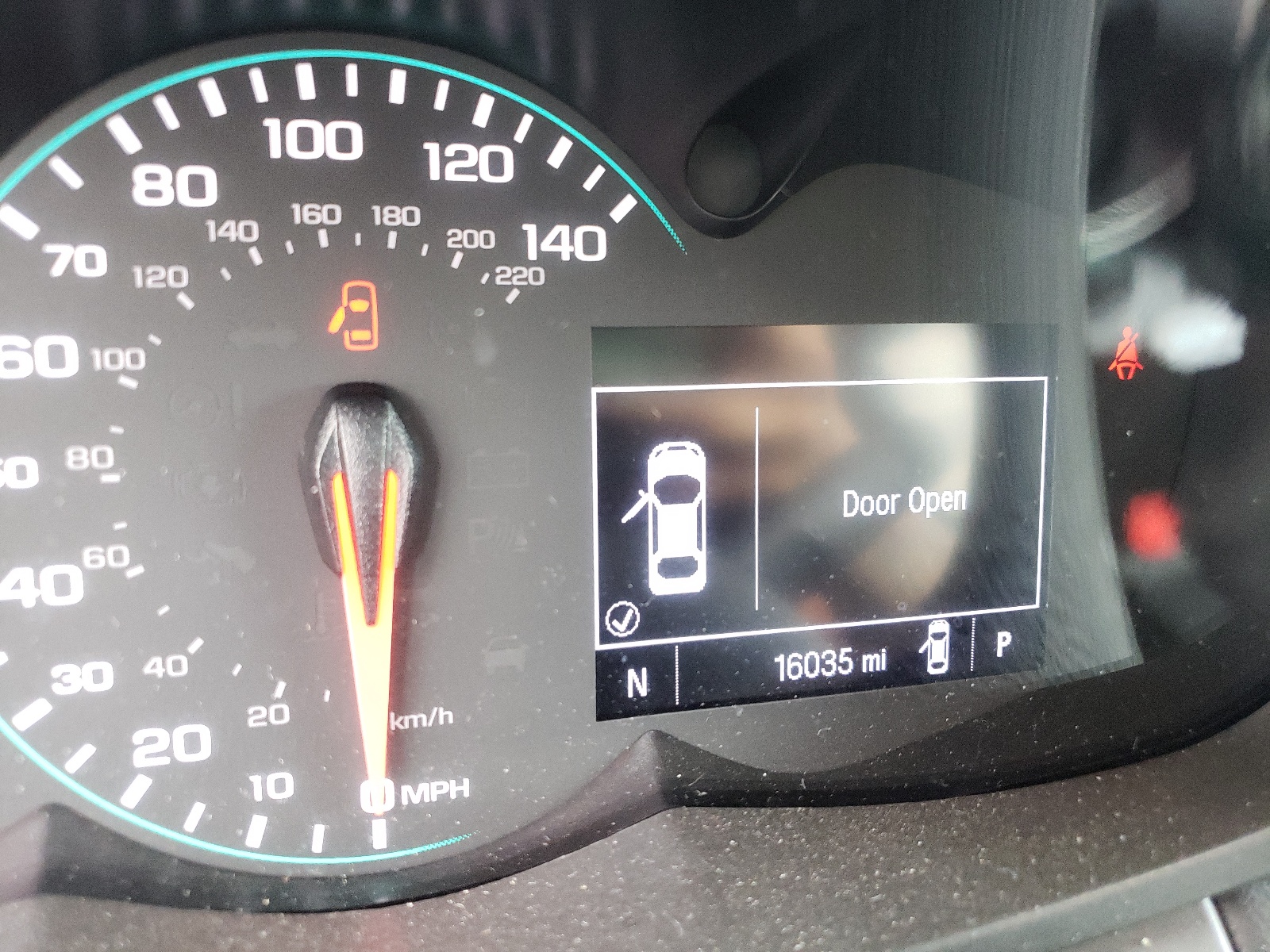 Photo 8 from auction – 2019 CHEVROLET TRAX 1LT with VIN 3GNCJLSB1KL245932