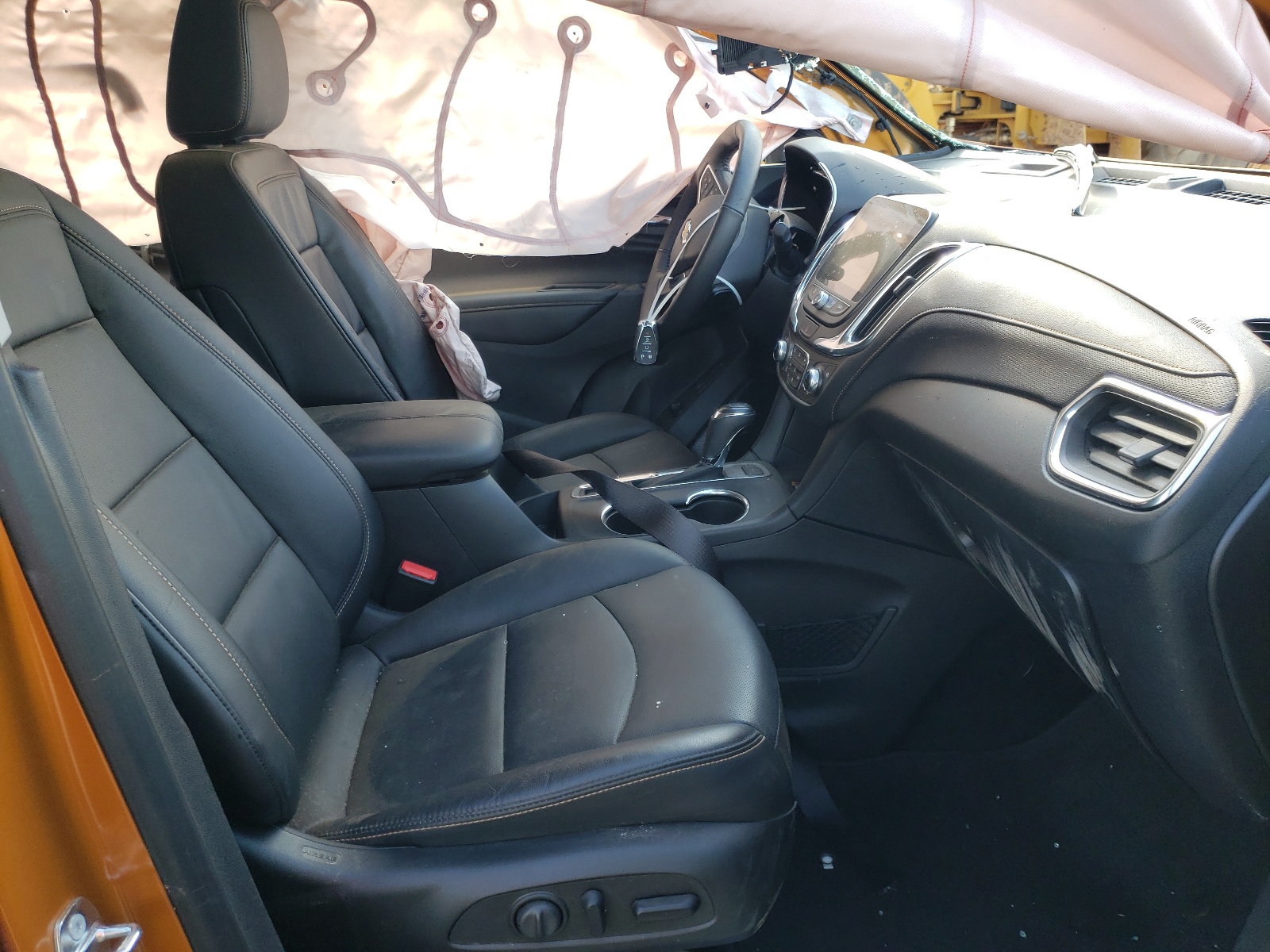 Photo 5 from auction – 2018 CHEVROLET EQUINOX PR with VIN 2GNAXVEV7J6120234