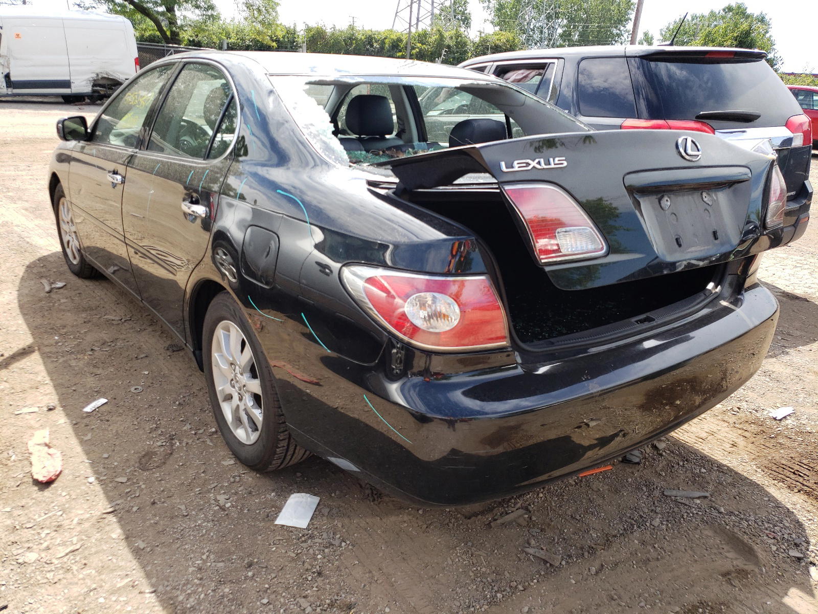 Photo 3 from auction – 2004 LEXUS ES 330 with VIN JTHBA30G145024965