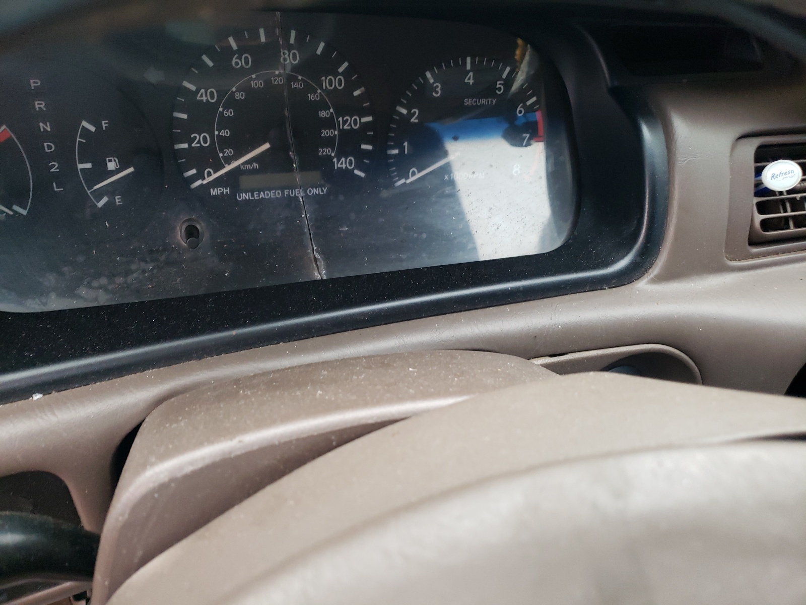 Photo 8 from auction – 1998 TOYOTA CAMRY CE with VIN 4T1BF28K0WU069485