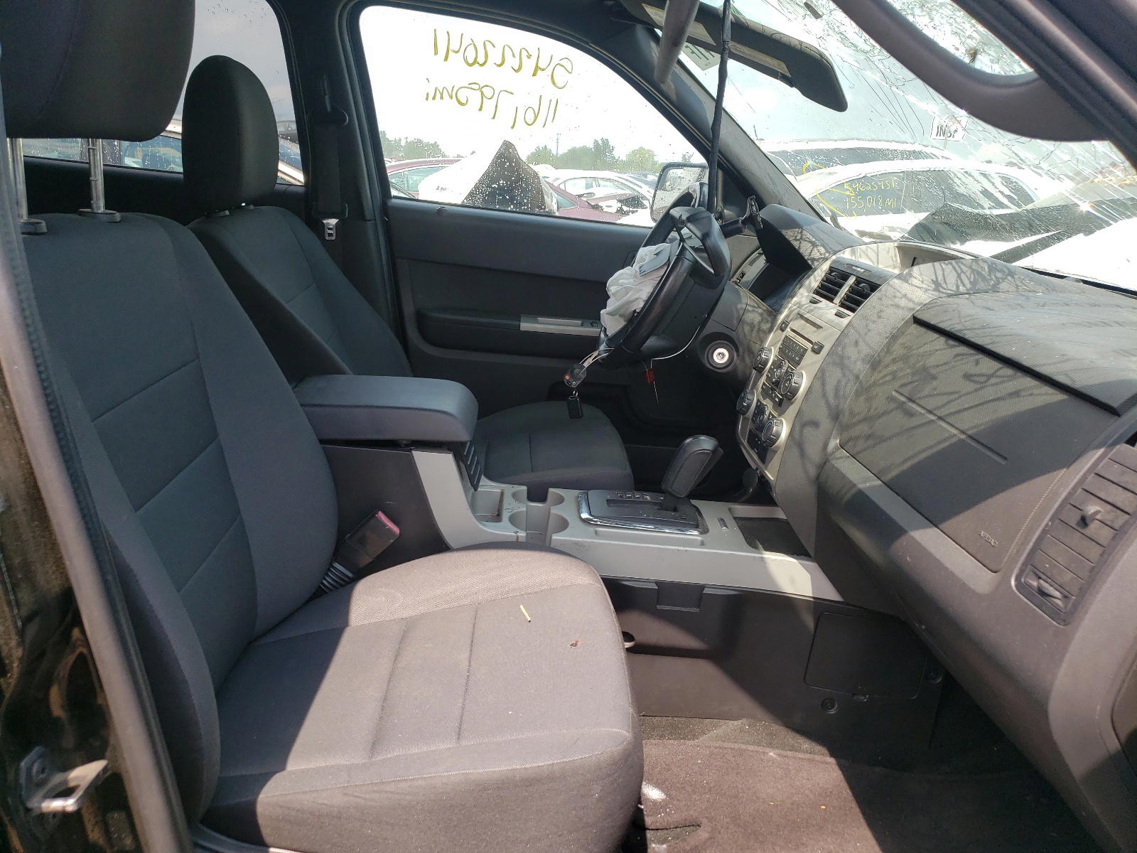 Photo 5 from auction – 2012 FORD ESCAPE XLT with VIN 1FMCU0DG1CKC61344