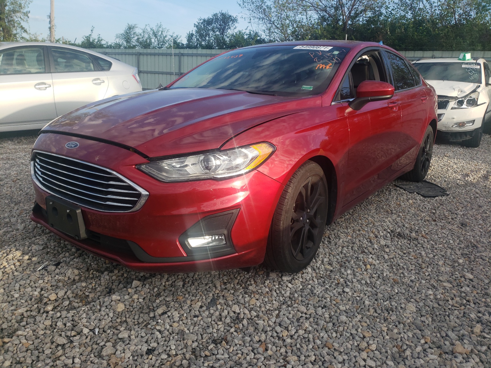 Photo 2 from auction – 2019 FORD FUSION SE with VIN 3FA6P0HD4KR172439