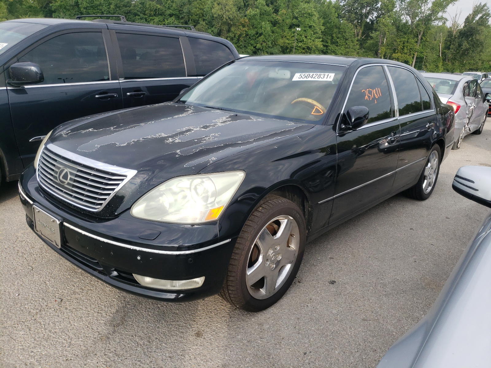 Photo 2 from auction – 2005 LEXUS LS 430 with VIN JTHBN36F955019324