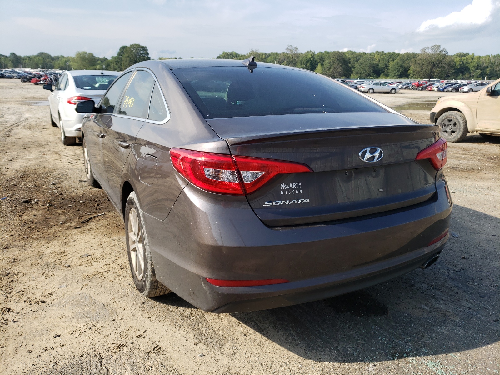 Photo 3 from auction – 2016 HYUNDAI SONATA SE with VIN 5NPE24AF2GH348938
