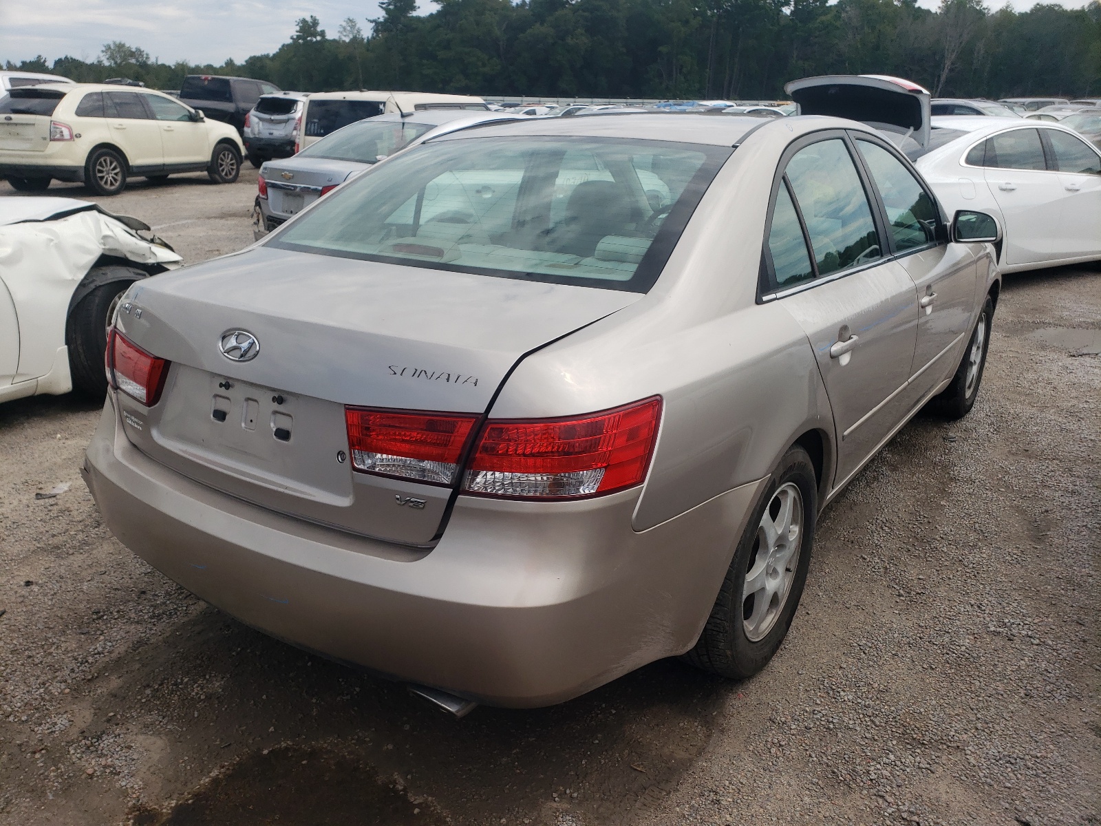 Photo 4 from auction – 2006 HYUNDAI SONOTA with VIN 5NPEU46F46H016422