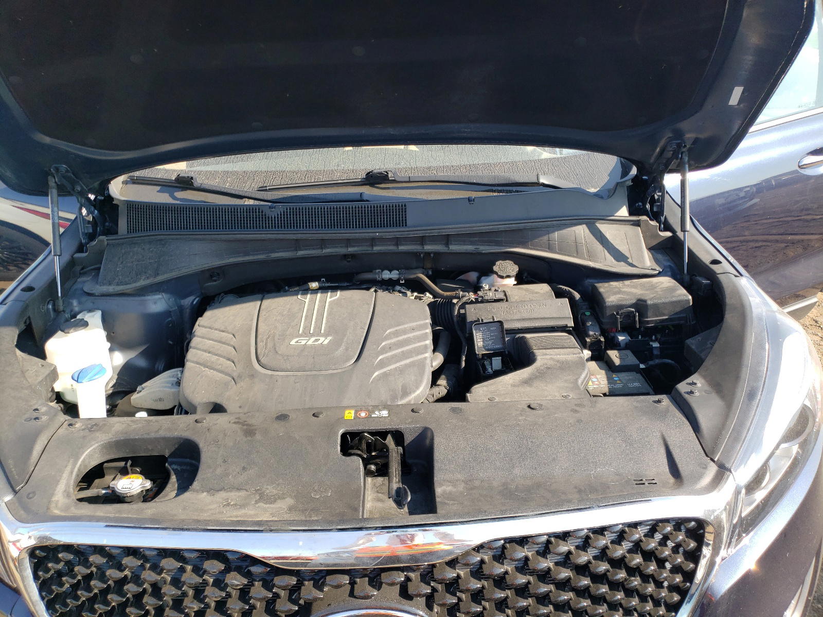 Photo 7 from auction – 2017 KIA SORENTO EX with VIN 5XYPHDA59HG319475