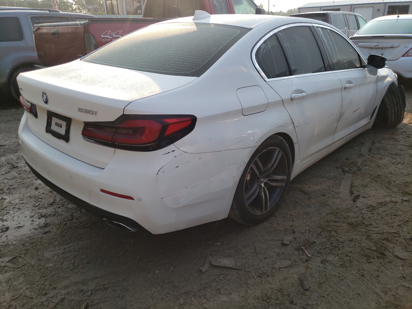 Photo 4 from auction – 2021 BMW 530 XI with VIN WBA13BJ04MCF74966