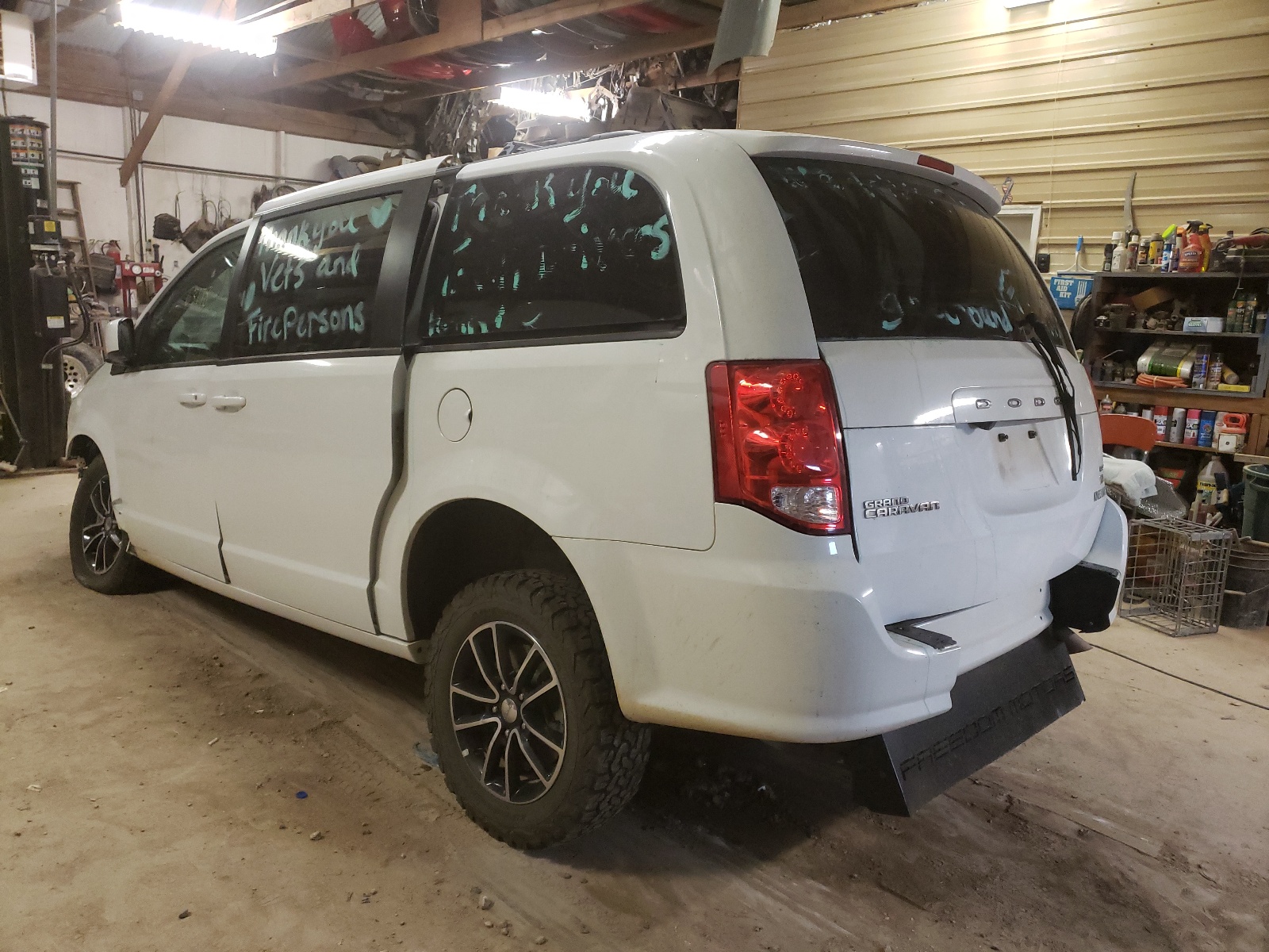 Photo 3 from auction – 2018 DODGE GRAND CARA with VIN 2C4RDGEG1JR339044