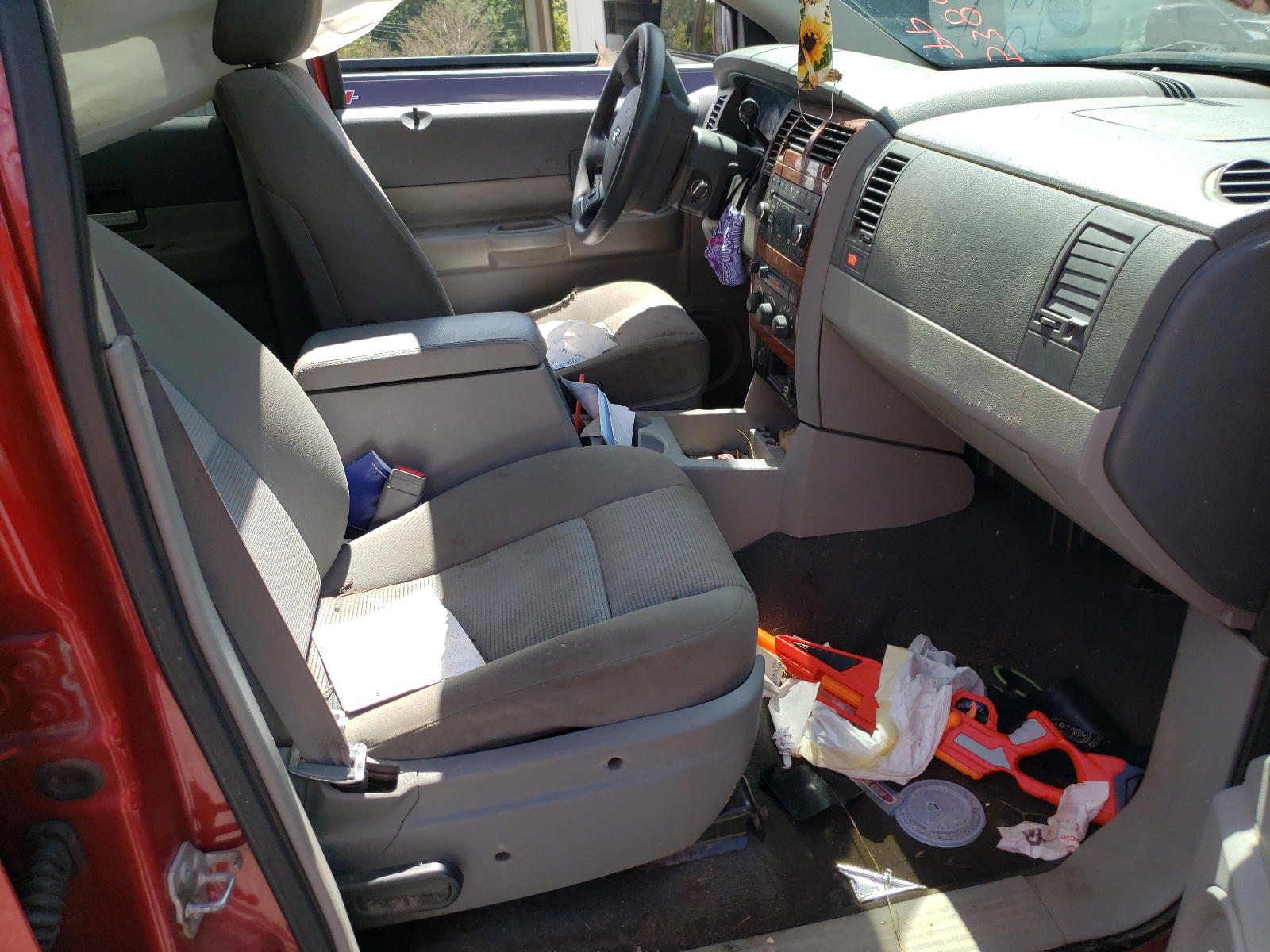 Photo 5 from auction – 2008 DODGE DURANGO SL with VIN 1D8HD48K78F159337