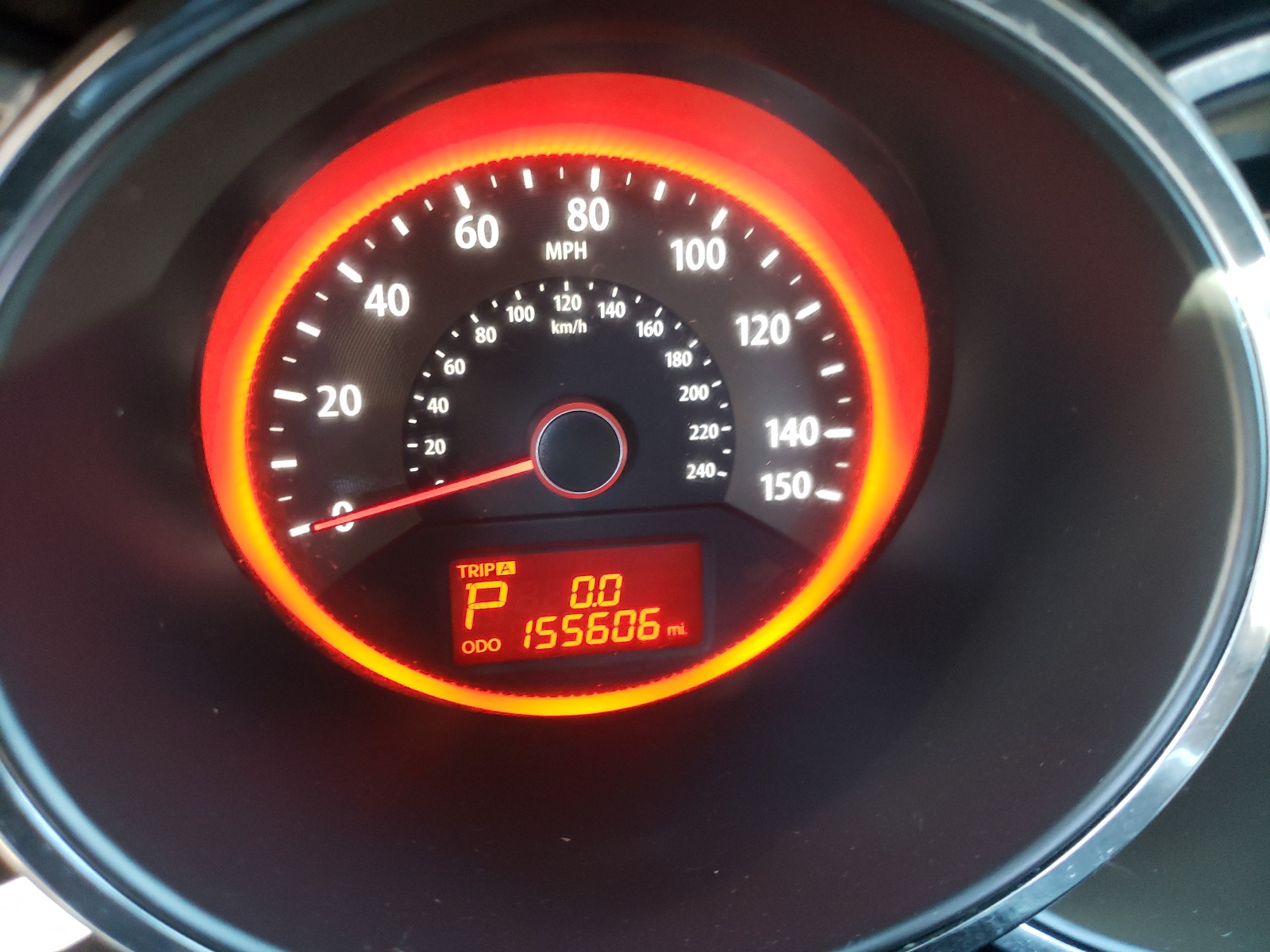 Photo 8 from auction – 2013 KIA SORENTO SX with VIN 5XYKWDA29DG313076