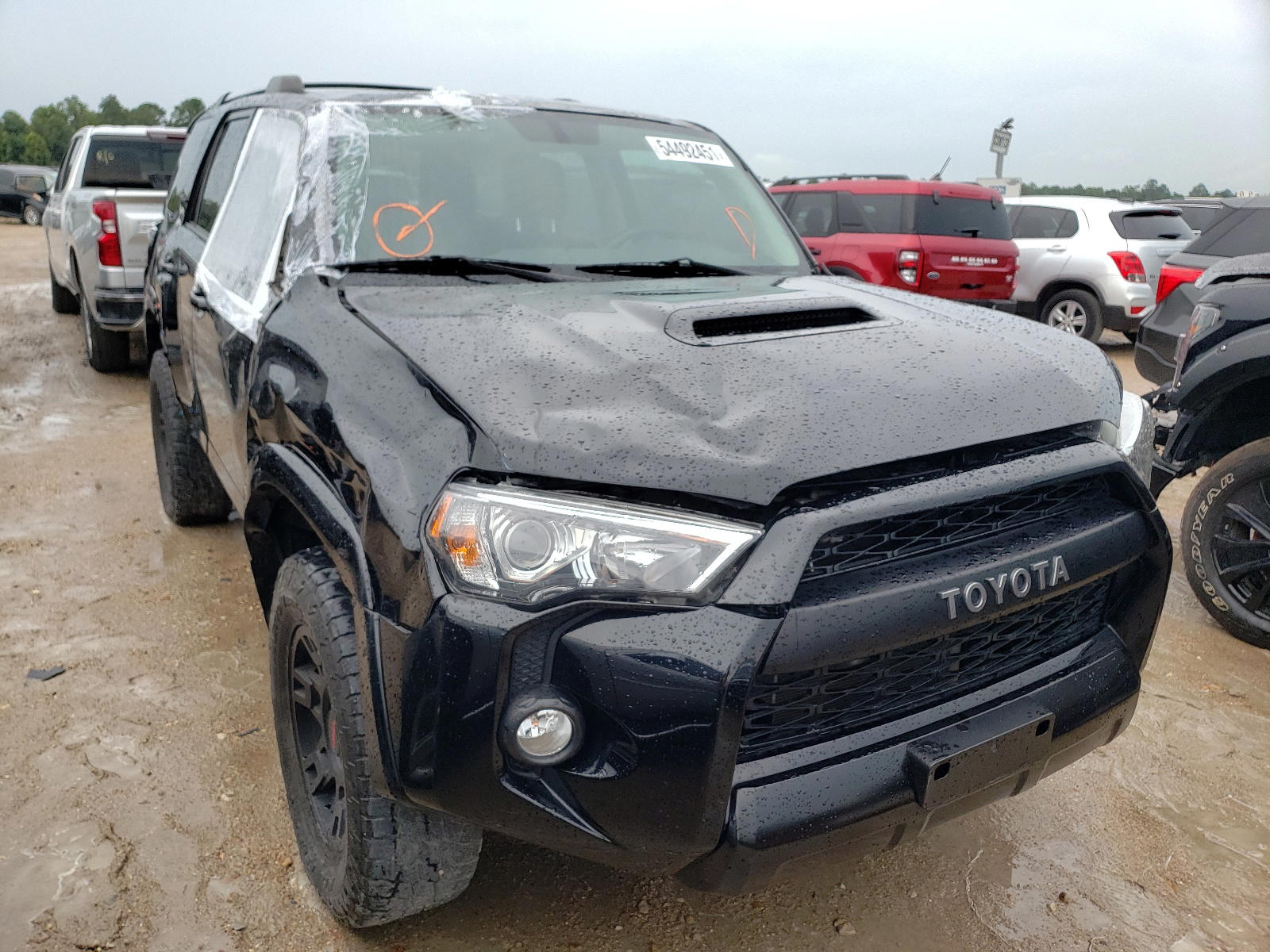 TOYOTA 4RUNNER SR 2018 with VIN JTEBU5JRXJ5588531 - Photo from auction