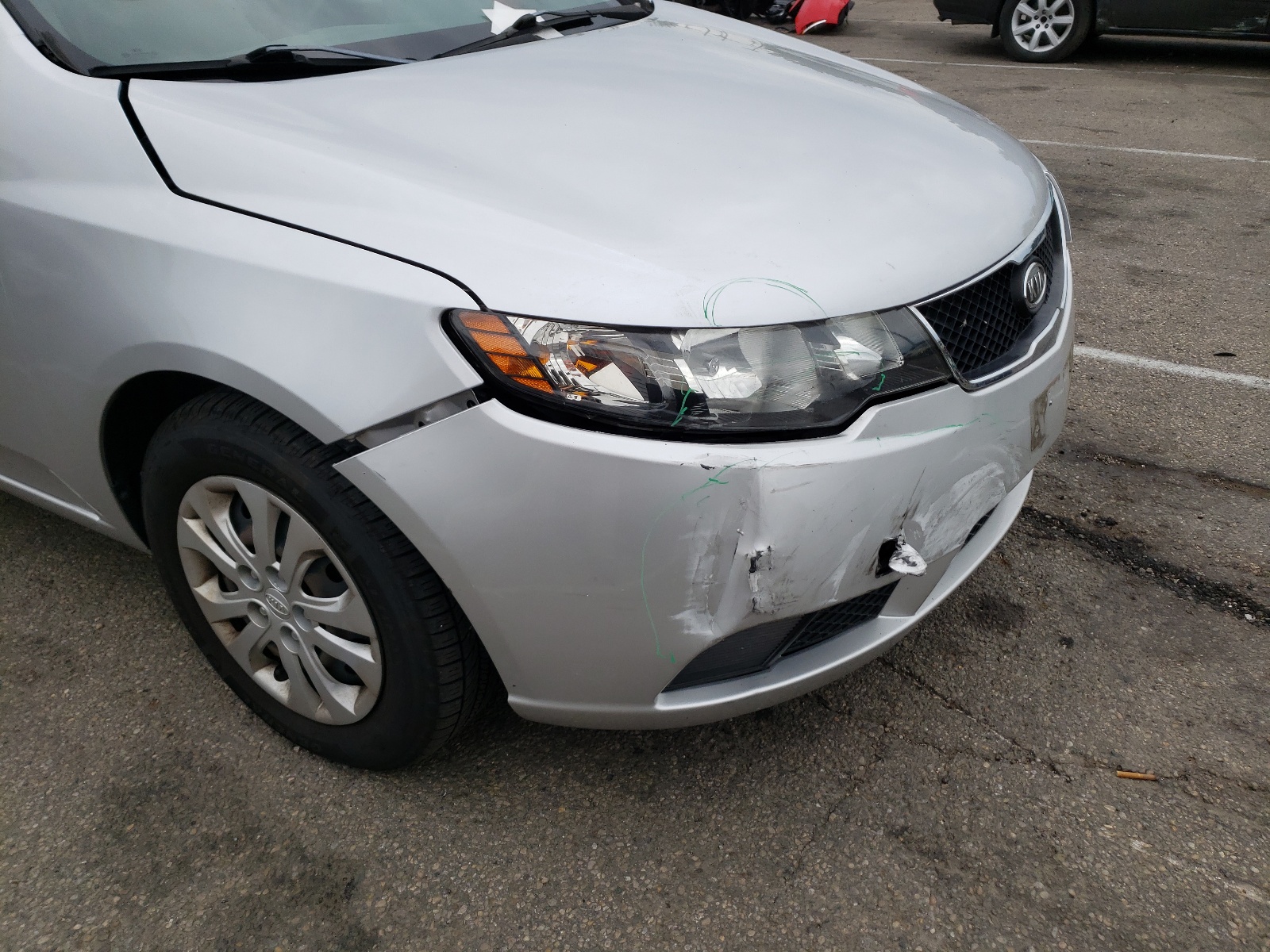 Photo 9 from auction – 2010 KIA FORTE EX with VIN KNAFU4A21A5063017