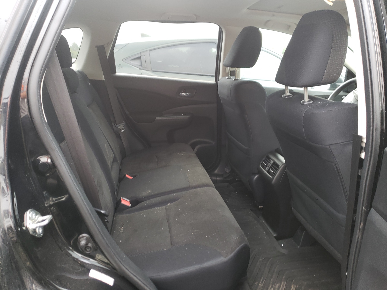 Photo 6 from auction – 2015 HONDA CR-V EX with VIN 2HKRM4H51FH611850