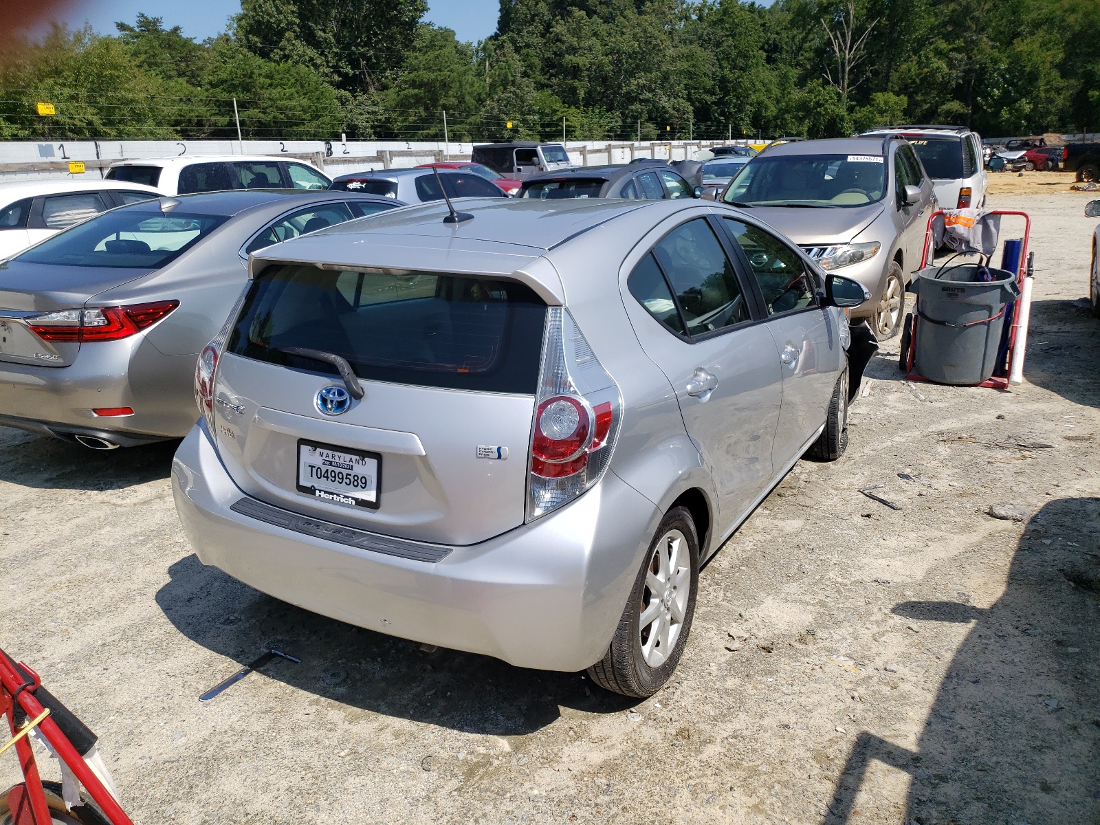 Photo 4 from auction – 2013 TOYOTA PRIUS C with VIN JTDKDTB30D1542737