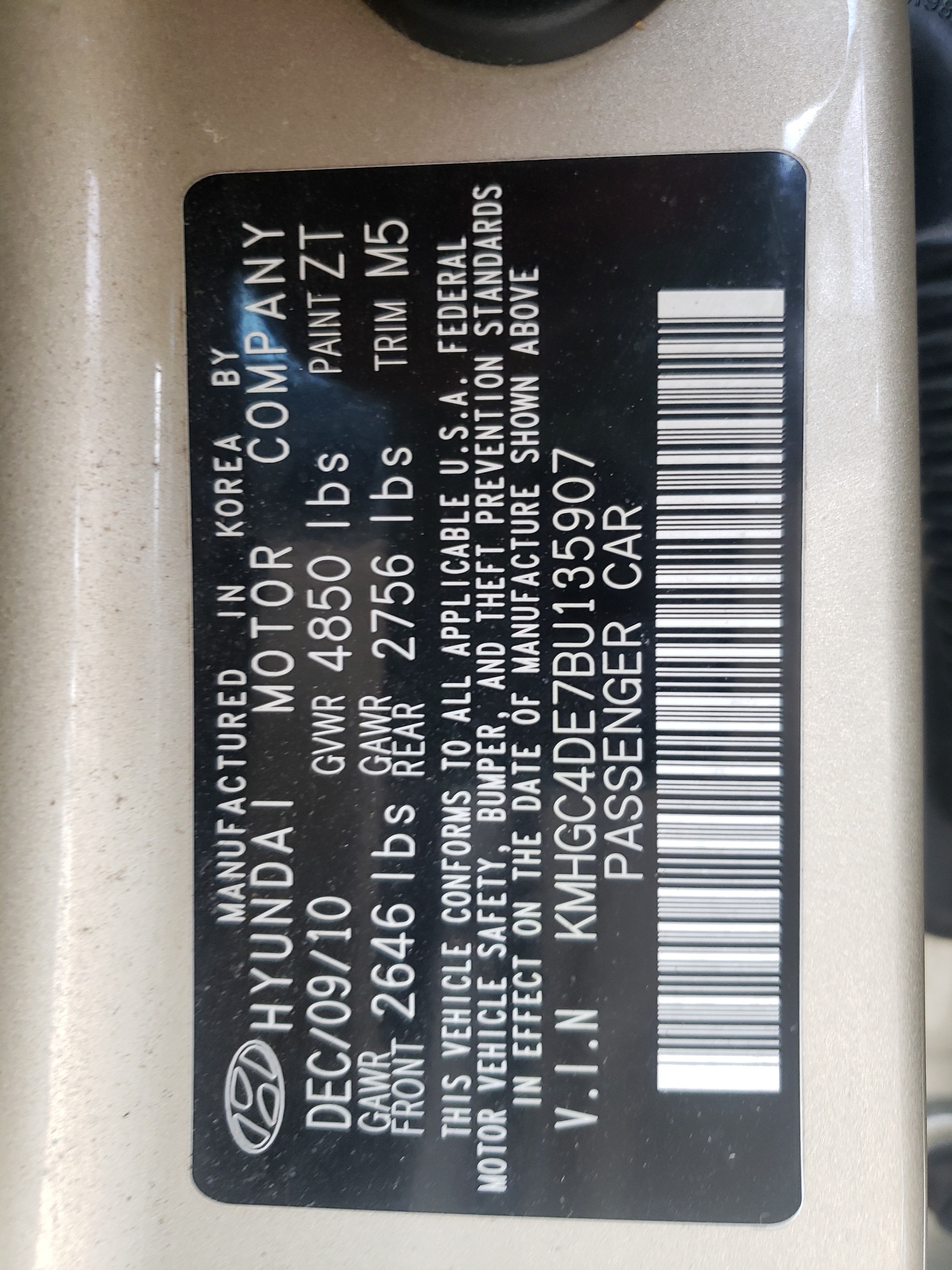 Photo 10 from auction – 2011 HYUNDAI GENESIS 3. with VIN KMHGC4DE7BU135907