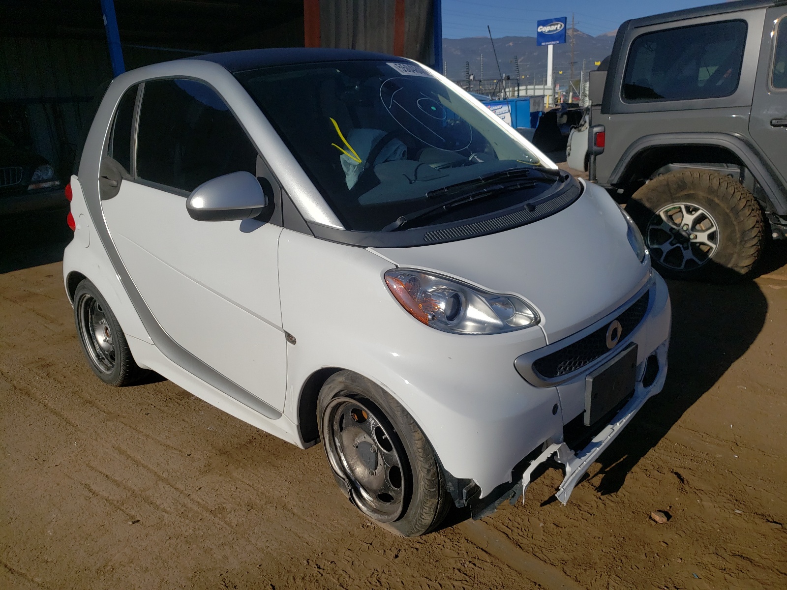 SMART FORTWO PUR 2015 with VIN WMEEJ3BA4FK812913 - Photo from auction