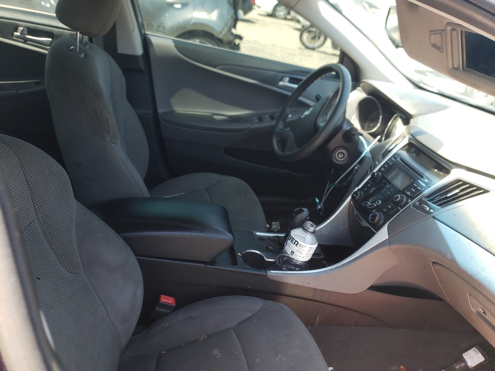 Photo 5 from auction – 2013 HYUNDAI SONATA GLS with VIN 5NPEB4ACXDH803701