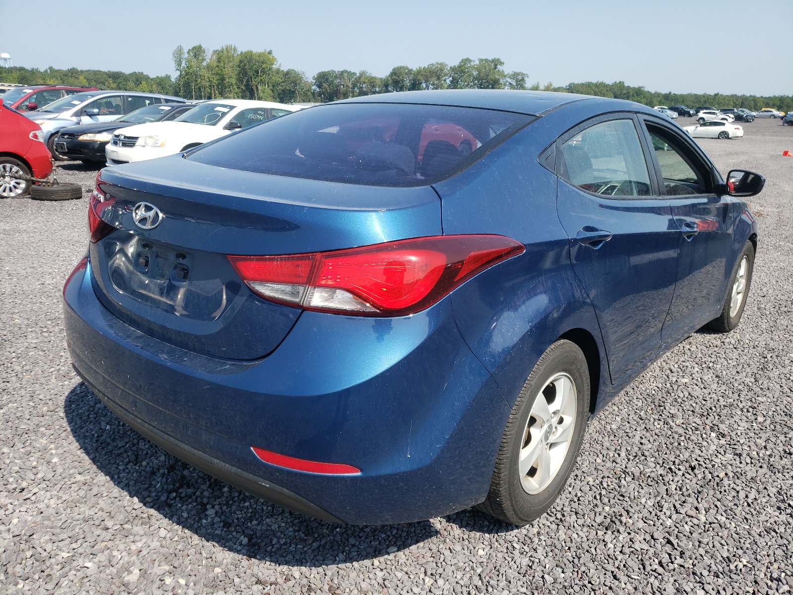 Photo 4 from auction – 2014 HYUNDAI ELANTRA SE with VIN KMHDH4AE2EU193209