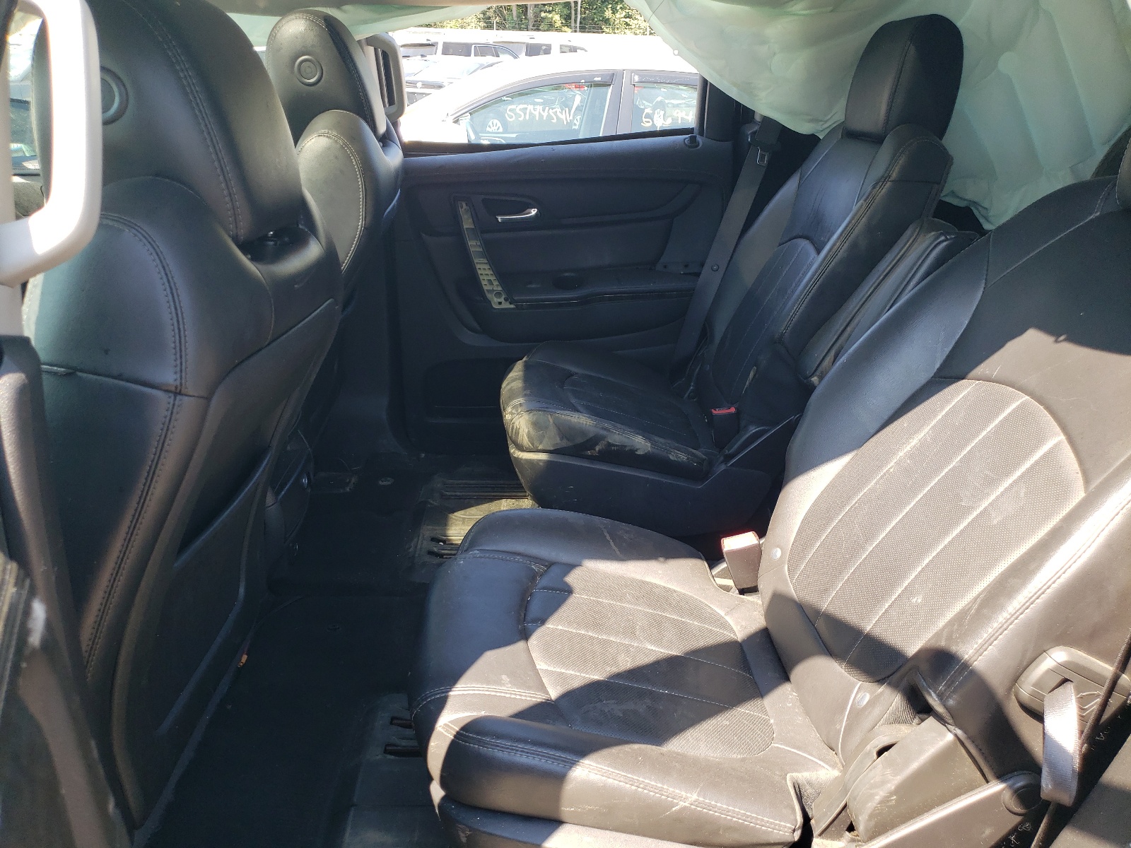 Photo 6 from auction – 2016 GMC ACADIA SLT with VIN 1GKKVSKD1GJ324380