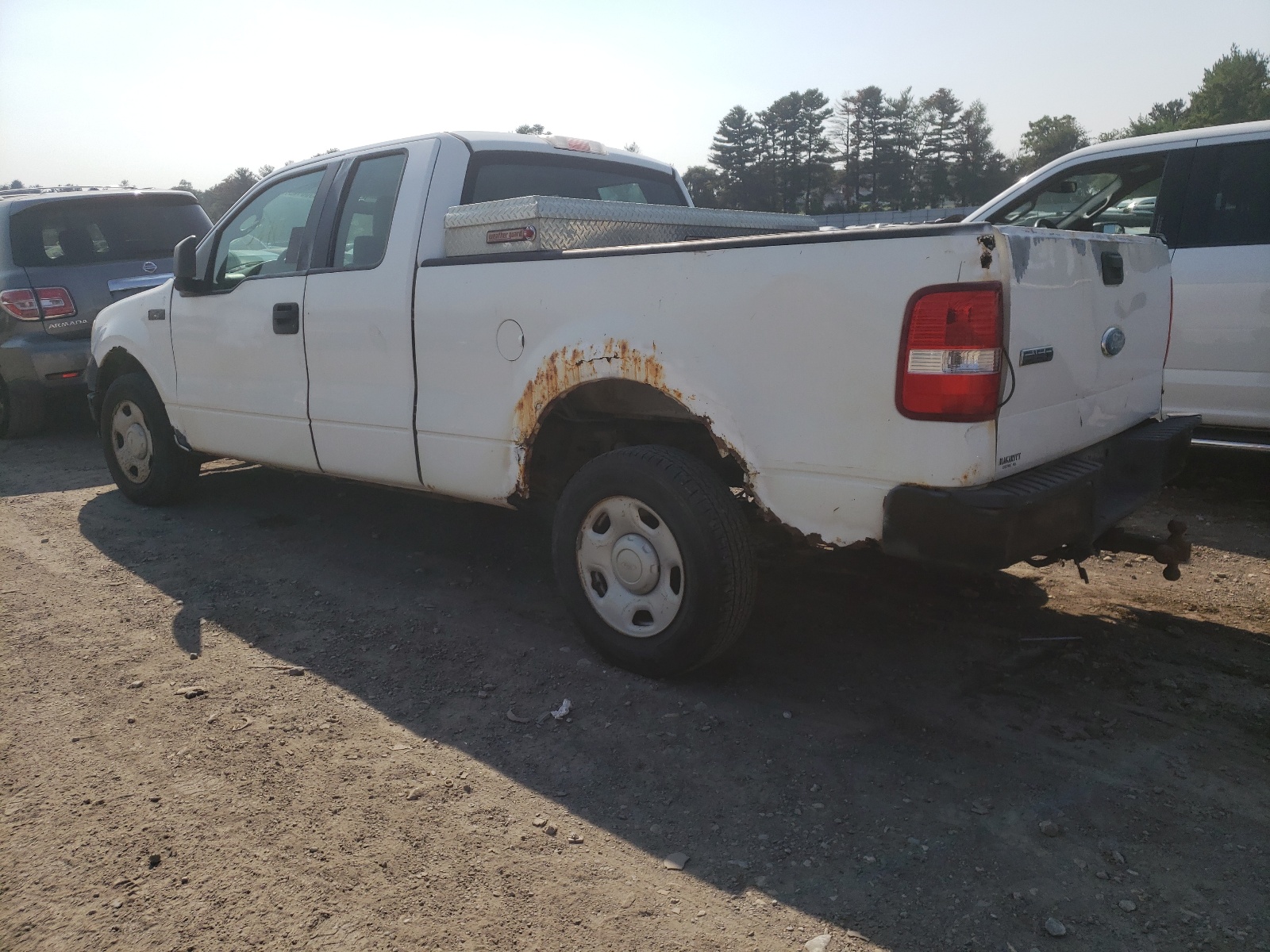 Photo 3 from auction – 2006 FORD F150 with VIN 1FTRX12W06KB90244