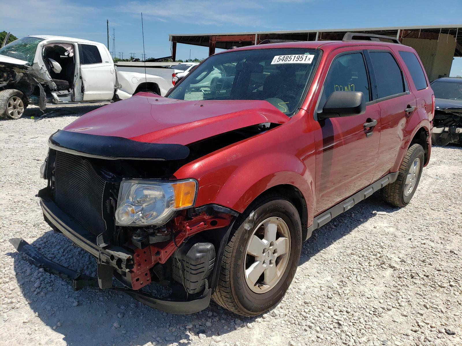 Photo 2 from auction – 2011 FORD ESCAPE XLT with VIN 1FMCU0D74BKB63763