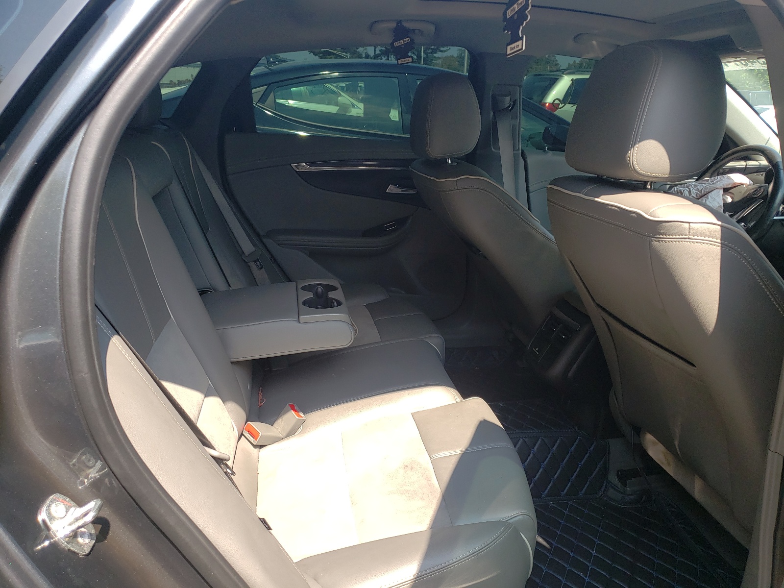 Photo 6 from auction – 2015 CHEVROLET IMPALA LT with VIN 2G1125S30F9222449
